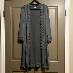 Grey duster with lace trim.